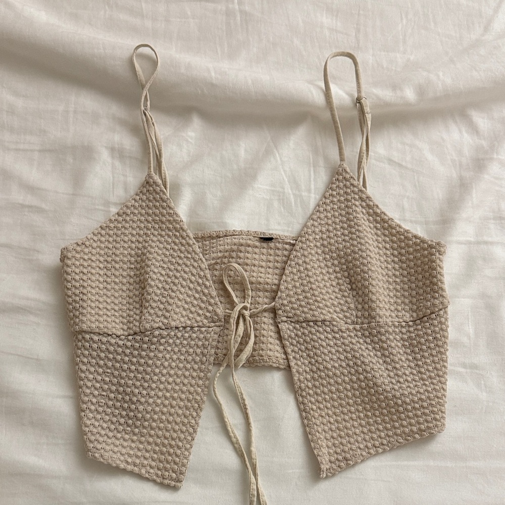 H&M Beige Textured Camisole Top
